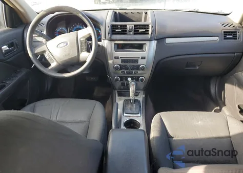 2010 Ford Fusion Se z USA, uszkodzony, nr VIN 3FAHP0HA4AR405751